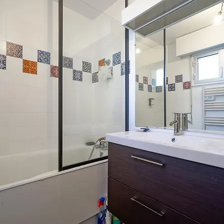 Nice Apt With Balcony Near Alesia *