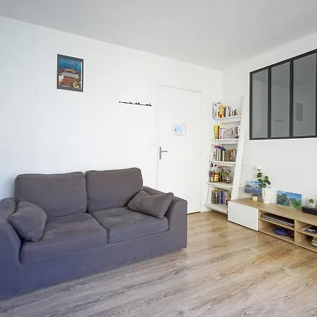Nice Apt With Balcony Near Alesia * פריז
